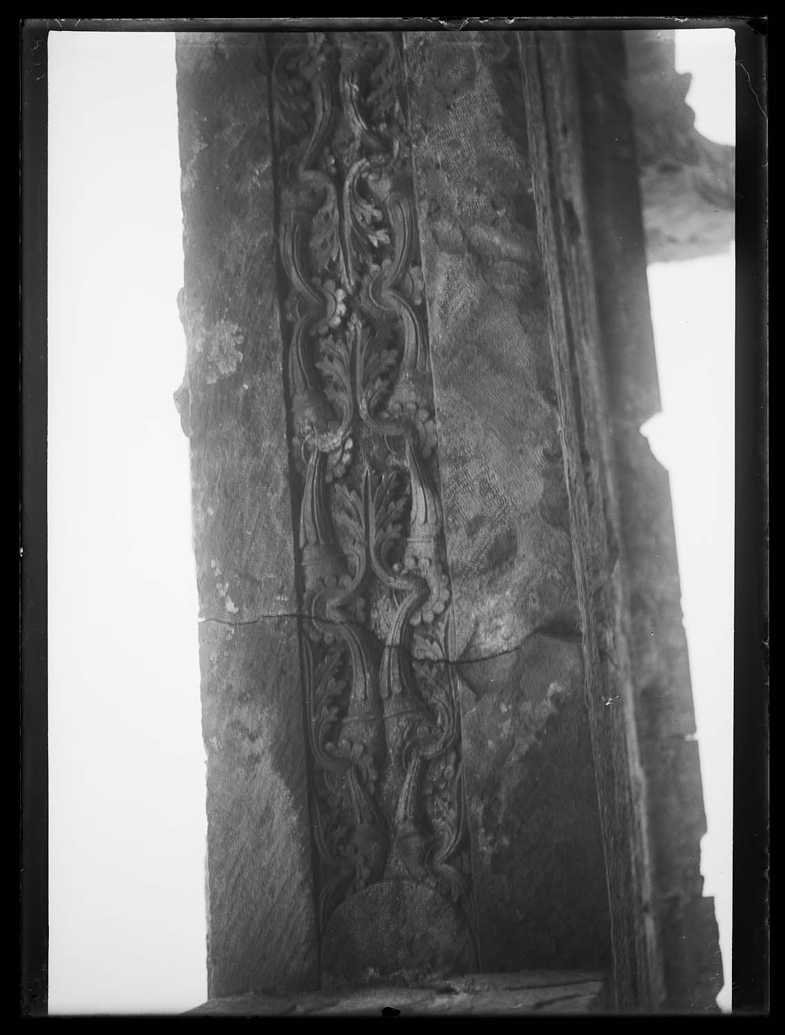 Détail d'un encadrement sculpté